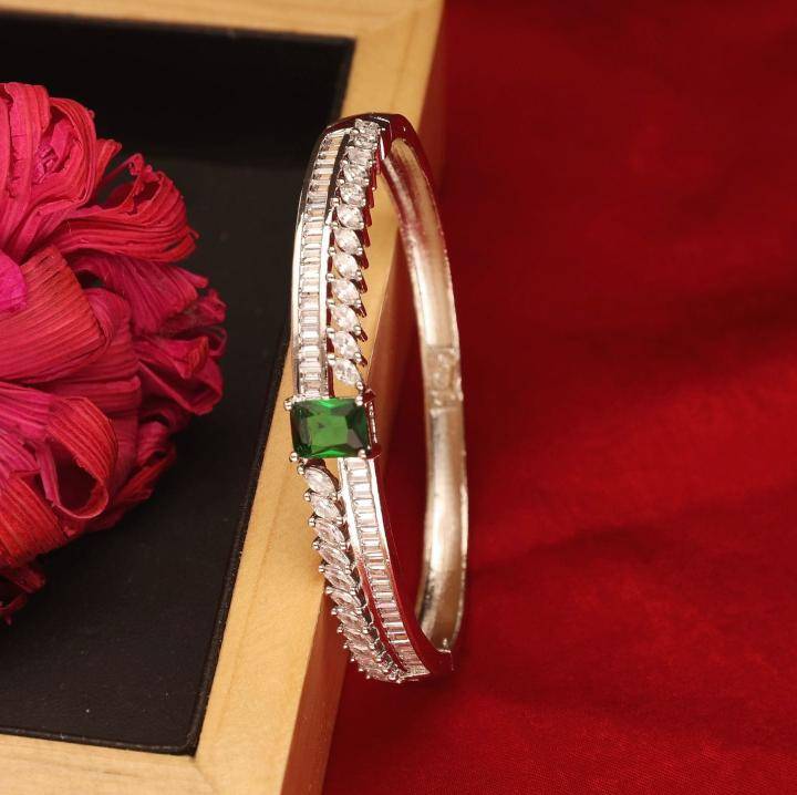 Anti tarnisha silver plated american daimong bracelet 564 Kundan jewelry wholesale in Mumbai